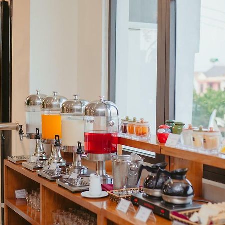 Amanda Hotel Ðồng Hới Buitenkant foto