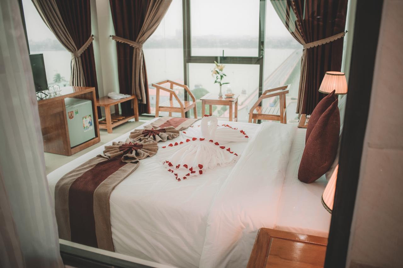 Amanda Hotel Ðồng Hới Buitenkant foto