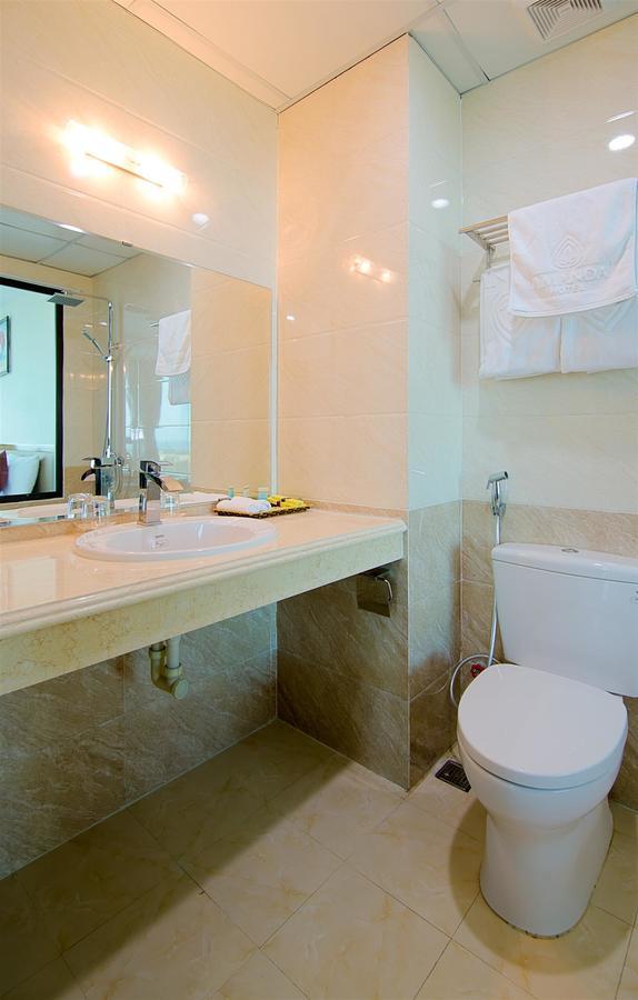 Amanda Hotel Ðồng Hới Buitenkant foto