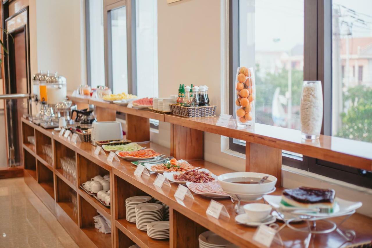 Amanda Hotel Ðồng Hới Buitenkant foto