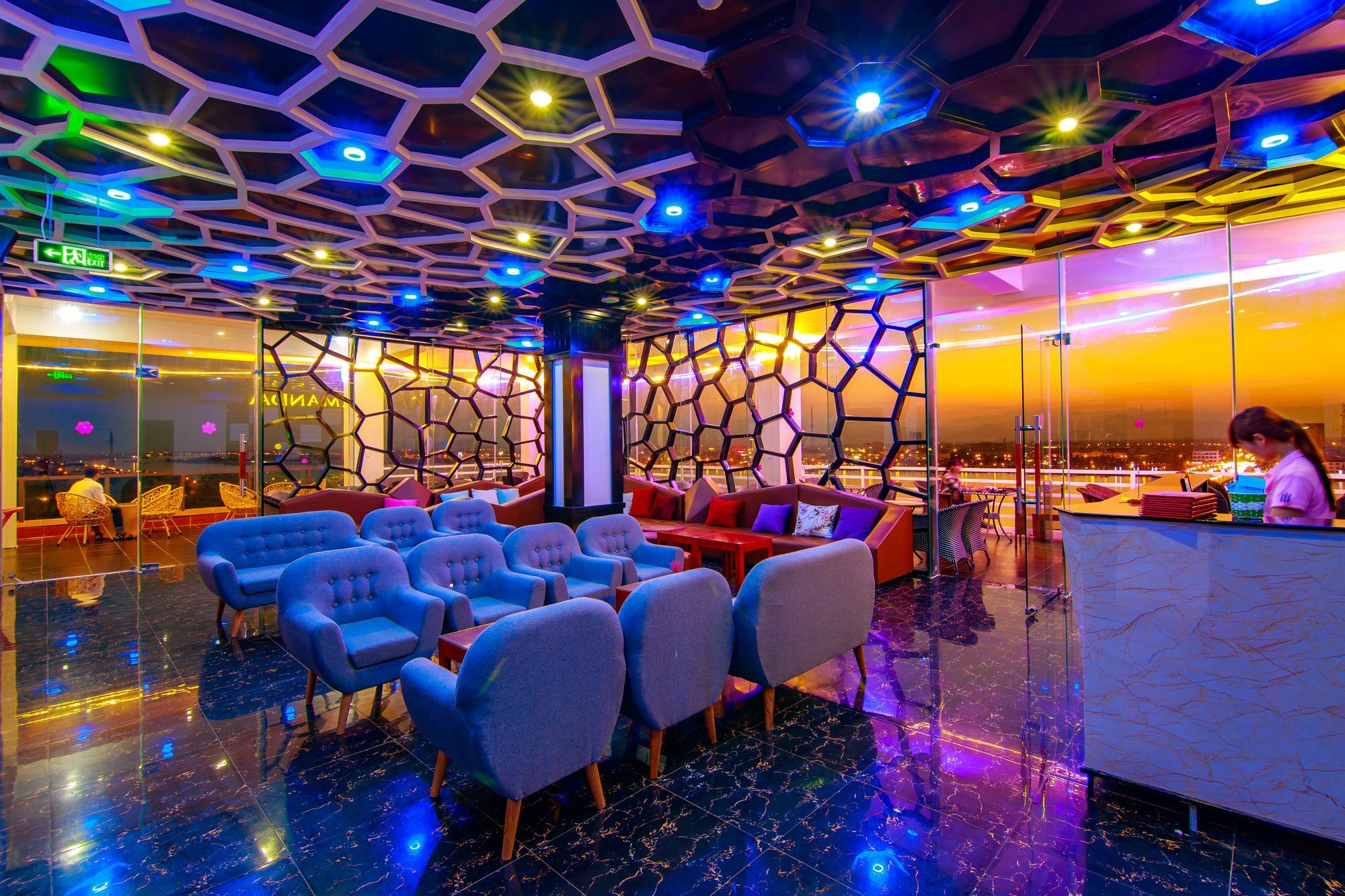 Amanda Hotel Ðồng Hới Buitenkant foto