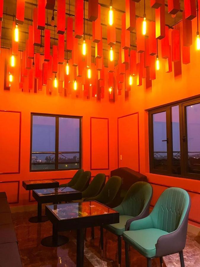 Amanda Hotel Ðồng Hới Buitenkant foto